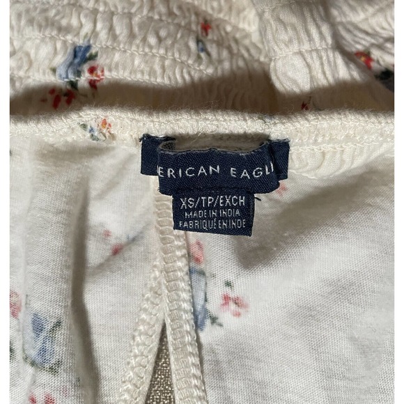 American Eagle Women’s Size XS Extra Small Cropped Top Yellow Floral Halter EUC - Picture 5 of 5